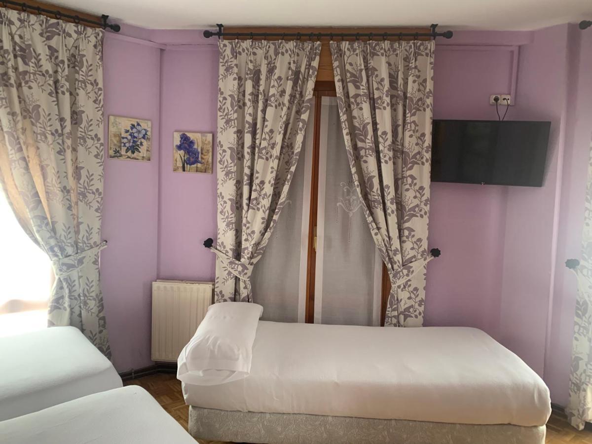 Hostal Docar Lerma Exterior photo