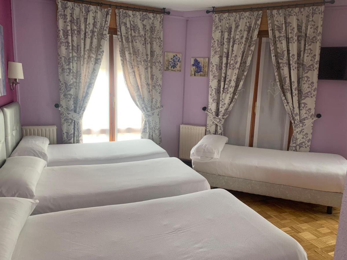 Hostal Docar Lerma Exterior photo