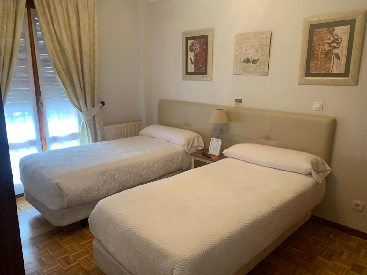 Hostal Docar Lerma Exterior photo