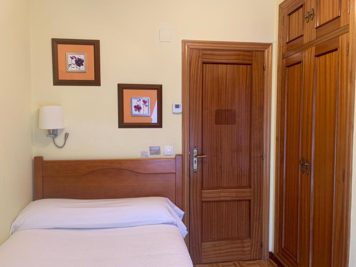 Hostal Docar Lerma Exterior photo